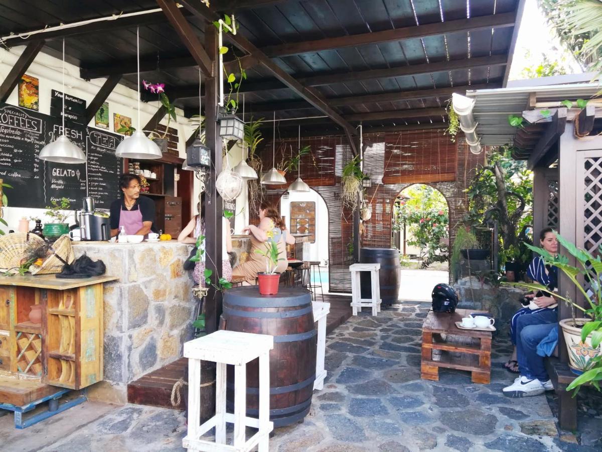 Sannyasa Wellness And Spa Trou aux Biches Buitenkant foto